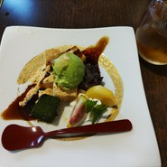 レディスランチ　デザート　わらび餅（選択）