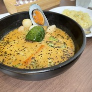 シーフードカレー　1.中辛にしましたが、結構スパイシーでした。
