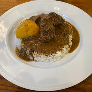 ビーフ角切りカレー