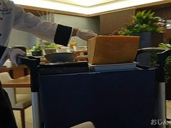 平日限定のサプライズ。ハーフムーンだからこそのデラックスさよ。