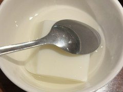 デザートのミニ杏仁豆腐！