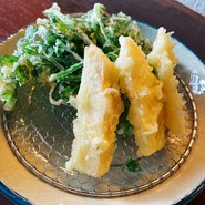 YOSHINAGA