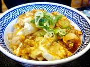 玉子と鶏肉、吉野家の親子丼