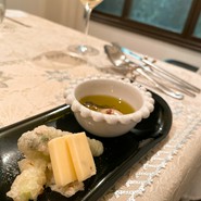 チーズフォンデュ＆ワイン　円山別邸