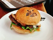 ショーグンバーガー 池袋西口店