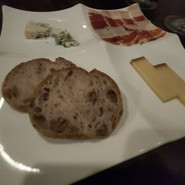 Finesse Wine&Cheese