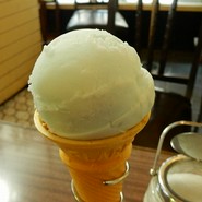 デニムをイメージした、ジーンズアイス