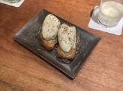 ゴルゴンゾーラムースのブルスケッタ