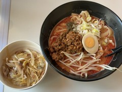 麻辣刀削麺とミニねぎチャーシュー丼ランチ920円！