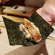 鮨　在