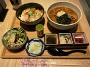 あさひやの選べるランチセット（かけそばM、カツ丼S）