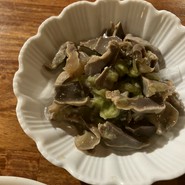 うどんのだし香るゆるりとする居酒屋