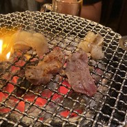 炭火焼肉ホルモンうしごろ