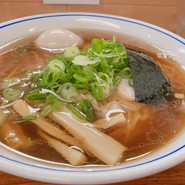 醤油味玉らーめん（豚バラ）