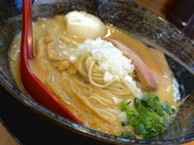 とりそば（醤油）、ガチャ玉入り