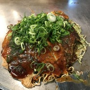 広島風お好み焼き ねぎトッピング