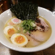 鷄白湯 特製ラーメン