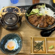 淡路島肉丼製作所 牛と米