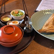 小樽文学カフェ＆レストラン魁陽亭越治 KAIYOTEI KOSHIJI