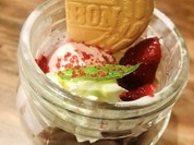 ワイズ カフェ & バー