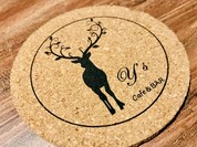 ワイズ カフェ & バー