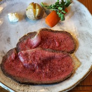 ローストビーフの店鎌倉山 本店