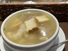 牛すじと野菜スープ