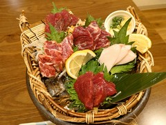 ご馳走手羽先　いってき