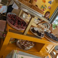 キャナリィ・ロウ四日市店