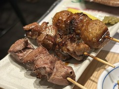 坐もつ焼き いしん 新宿大ガード店