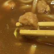 豚肉ではなく鶏肉が入ってます！