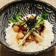 湯浅醤油仕立て　帆立飯