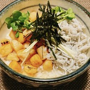 湯浅醤油仕立て　帆立しらす飯