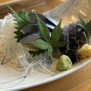 肴家 奏