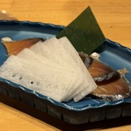 肴家 奏