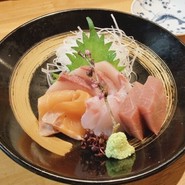 肴家 奏