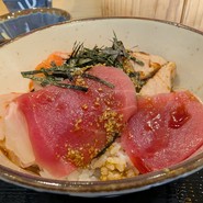 マグロと酒 おさむ