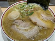 味玉豚鶏中華そば1050円！