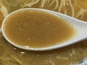 豚と鶏の濃厚なダブルスープ！