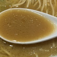 豚と鶏の濃厚なダブルスープ！