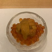 鮨割烹やま中