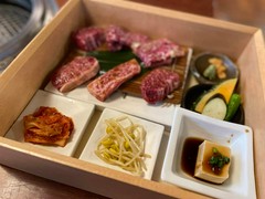 やきにくのバクロ 博多店