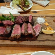 牛たん、サーロイン、ハラミステーキ