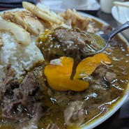 牛すじカレー 小さなカレー家