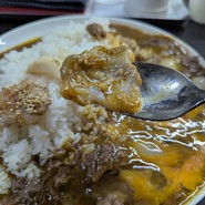 牛すじカレー 小さなカレー家