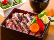黒毛和牛ステーキ重ランチ80g 2310円
