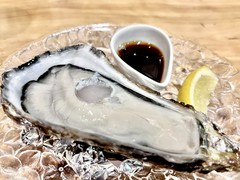 北海道産生カキ &  最新日本酒