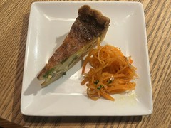 マーキガルニ　（marki　garni）