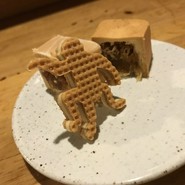 パイナップルケーキとバナナワッフルクッキー