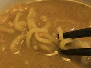 麺をつけ汁に潜らせます！